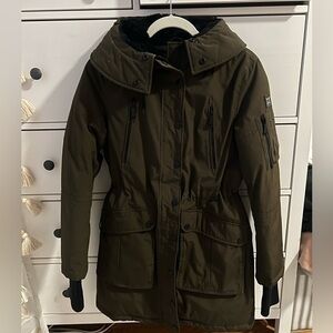 BCBG Women Hooded Parka Coat Green - Size S - Good condition